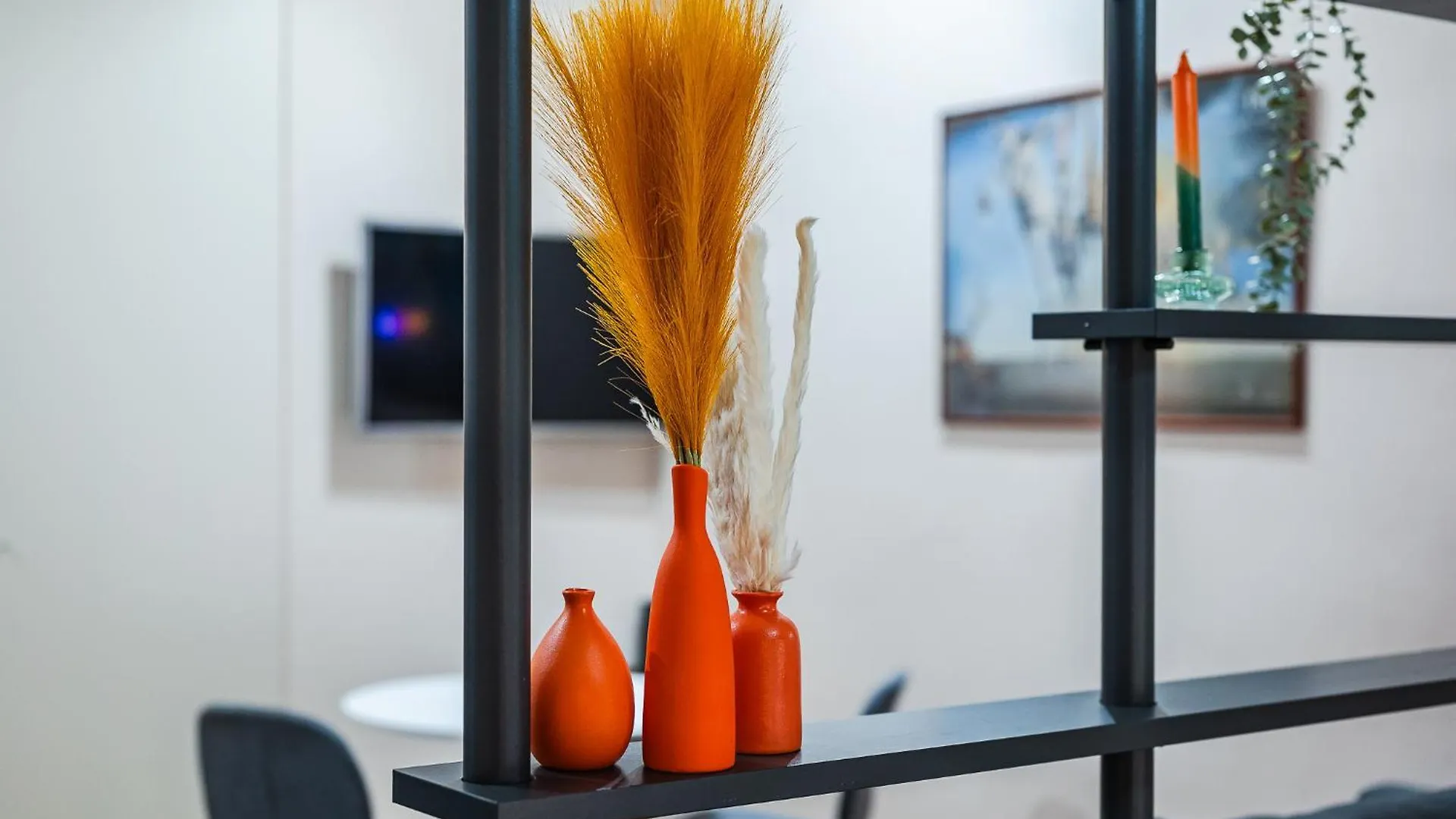 The Colors Suite - Duomo Area Milan Apartment